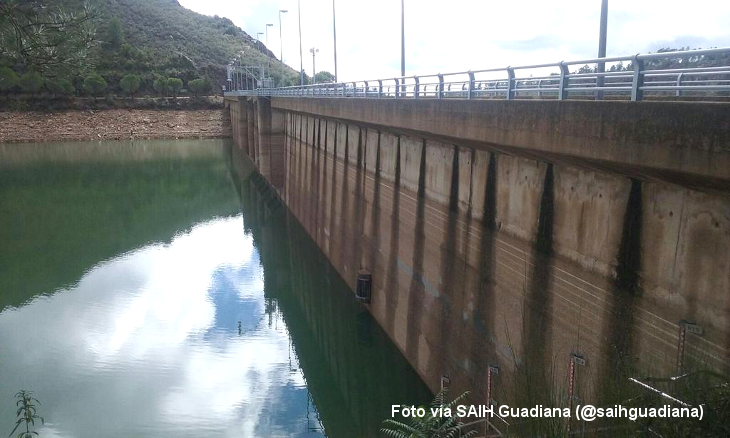 La falta de lluvias sitúa los embalses extremeños por debajo de la media de la última década La falta de lluvias sitúa los embalses extremeños por debajo de la media de la última década