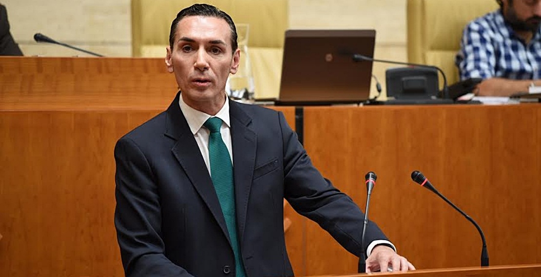 El PP pide que se integre en el SES a los profesionales de los sociosanitarios El PP pide que se integre en el SES a los profesionales de los sociosanitarios