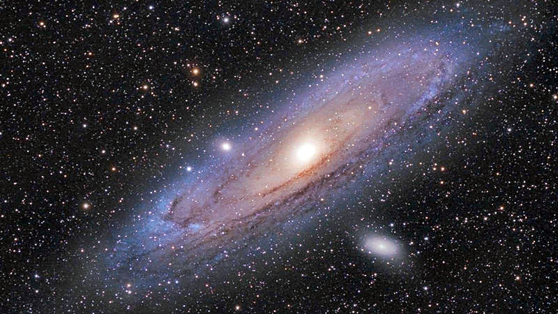 La Tierra recibe señales misteriosas desde una galaxia desconocida La Tierra recibe señales misteriosas desde una galaxia desconocida