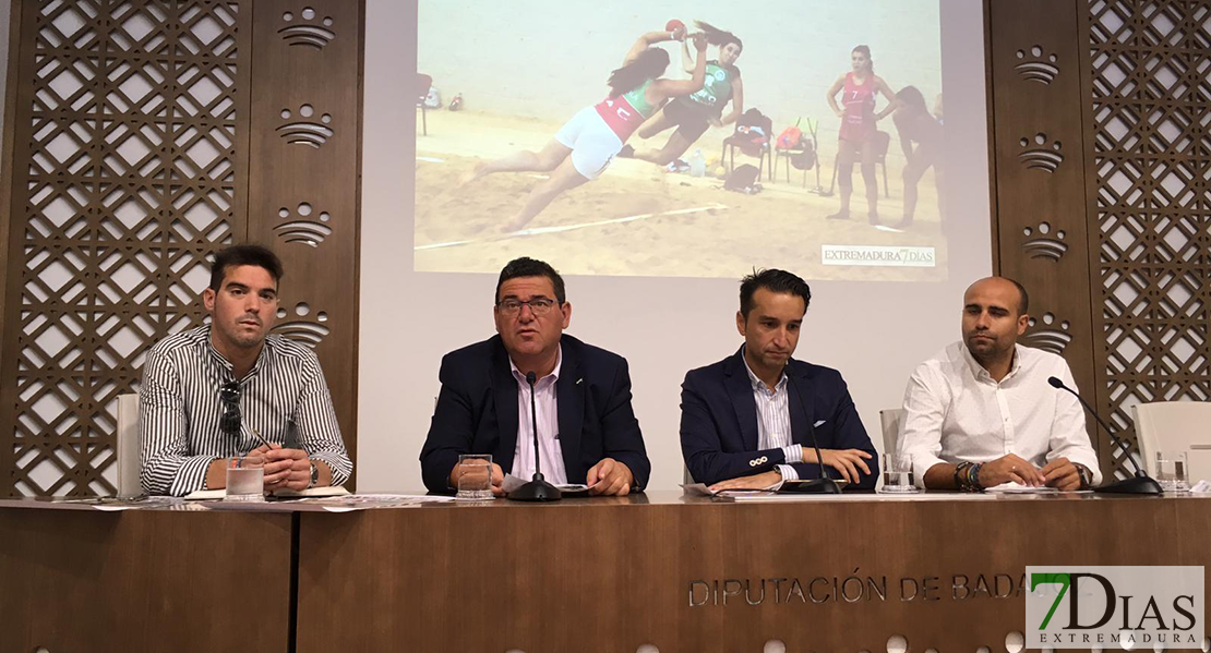 La Batalla de la Albuera se promociona a través de un torneo de balonmano playa La Batalla de la Albuera se promociona a través de un torneo de balonmano playa