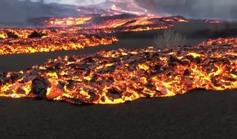 El Volcán de la Palma presenta una nueva salida de lava