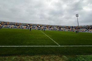 El CD Badajoz sancionará a los aficionados que atacaron el autobús del equipo visitante