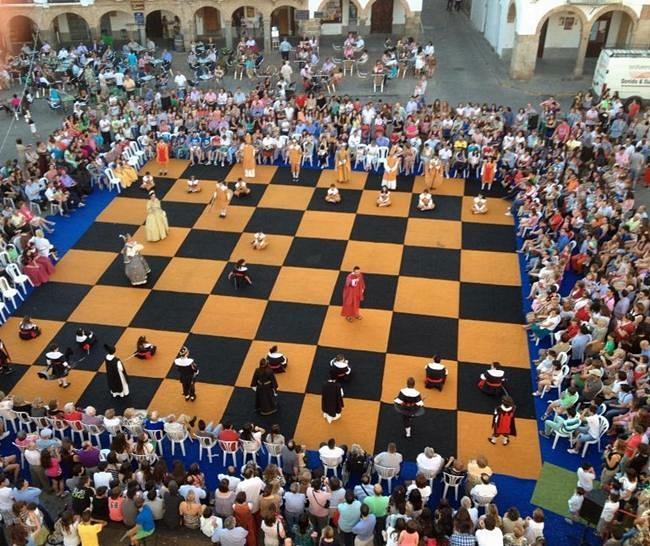 "De la luna al fuego" de Zafra, declarada fiesta de interés turístico regional