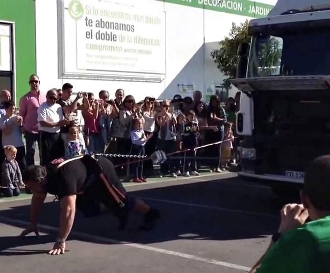 El hombre ‘más fuerte de España’ visitará Leroy Merlín Badajoz