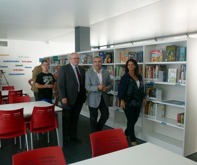 El alcalde inaugura la Biblioteca Pública de Santa Ana