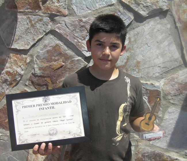 Un alumno del Conservatorio de Mérida gana el Festival de guitarra Ángel Iglesias