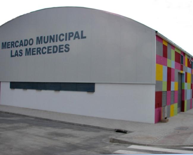 Cambio de aperturas en el mercado y mercadillo de Almendralejo