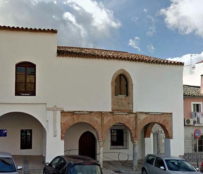 El patio de las Casas Mudéjares última parada de “Badajoz, verano de museos”