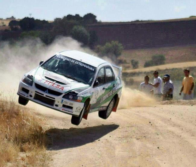 Sendos triunfos de los pilotos de la escudería Faraón