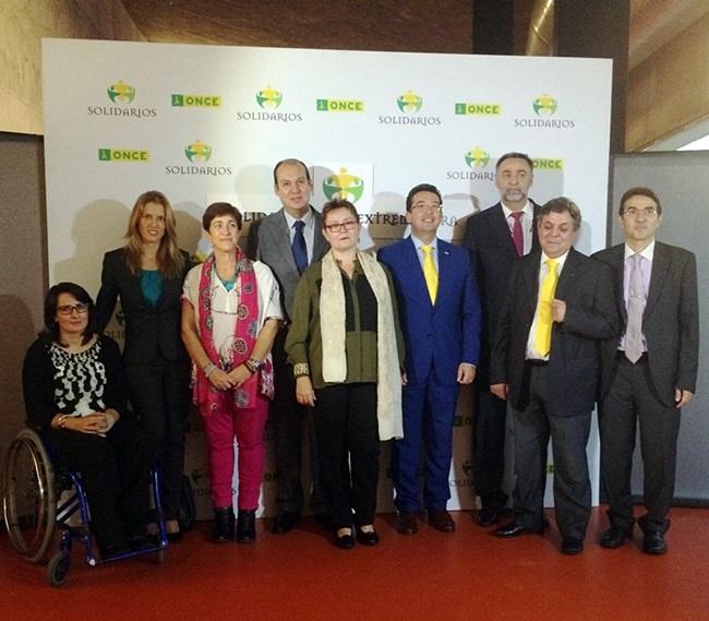 Revista Grada y Leroy Merlín, premiados por la ONCE Extremadura