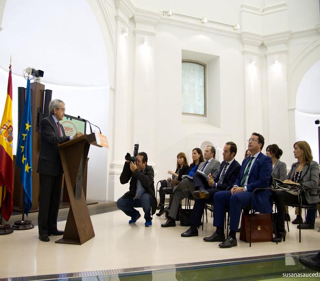 Fomento, la consejería que más incrementa su presupuesto