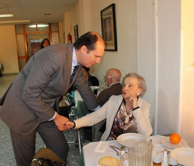 Quejas por la comida en la residencia de mayores Cervantes de Cáceres