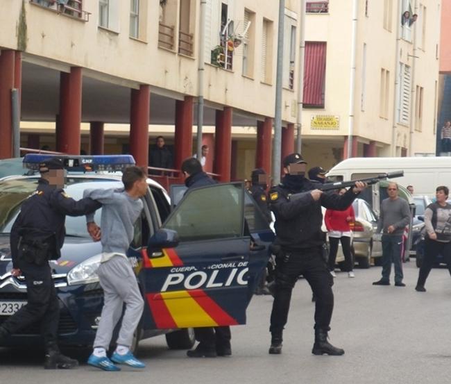 30 policías realizan un nuevo desahucio en Badajoz