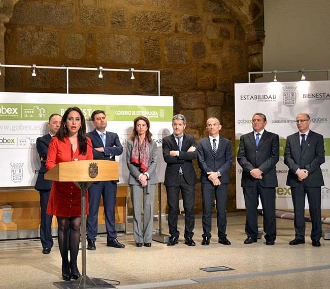 Gobex renueva con los bancos el fomento del autoempleo 