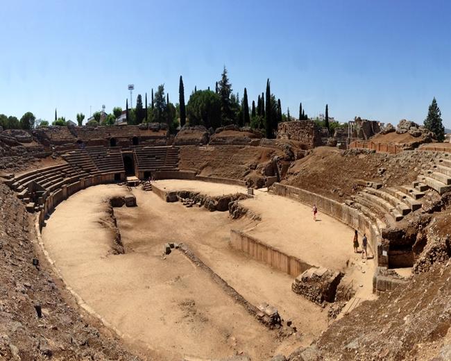 IU-Mérida critica que Monago busque limpiar su imagen con el Anfiteatro Romano