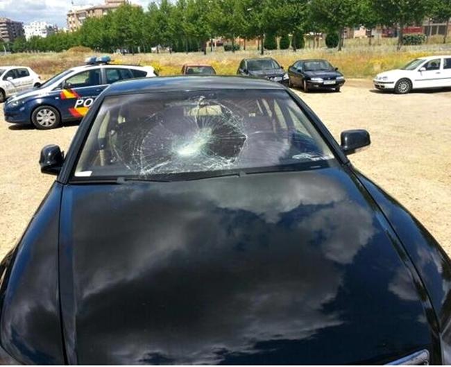Graves incidentes en las gradas de un derbi entre cadetes del Cerro y el Badajoz CF