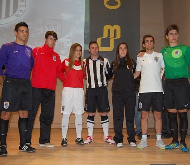 El CD Badajoz 1905 cambia de distribuidor aunque continúa con Nike