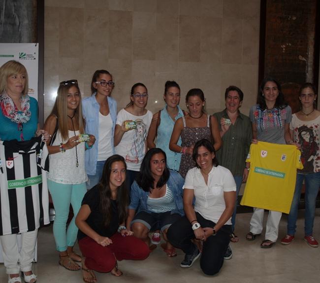 Nace el equipo Badajoz-Olivenza de fútbol femenino