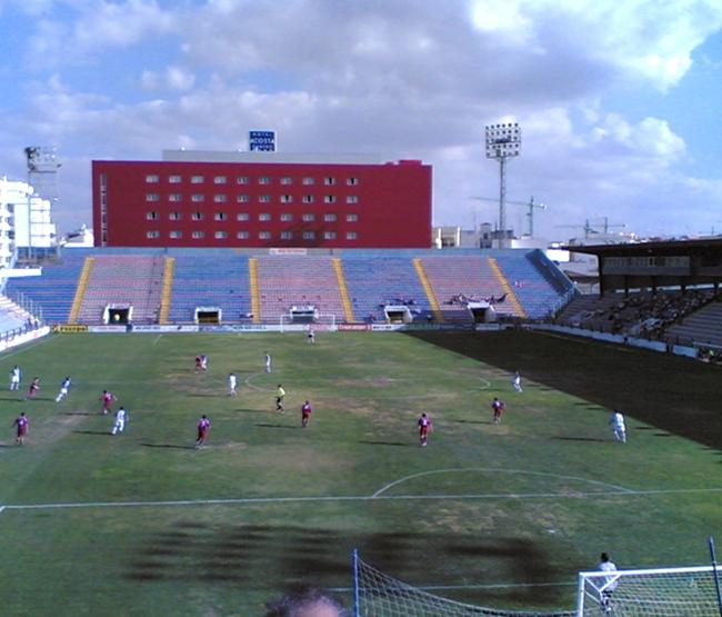 Extremadura UD y CD Badajoz se enfrentan por una buena causa