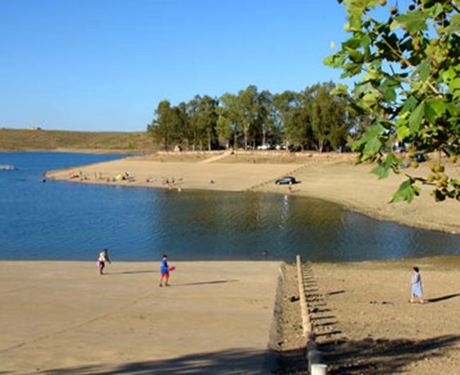 Fallece el bañista ingresado por ahogamiento en la Playa del Espolón de Peloche