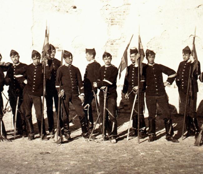 El Palacio de la Capitanía de Badajoz expone “La Vida cotidiana en el Ejército"