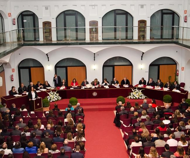 El Colegio de Abogados de Badajoz celebra el día de su Patrona