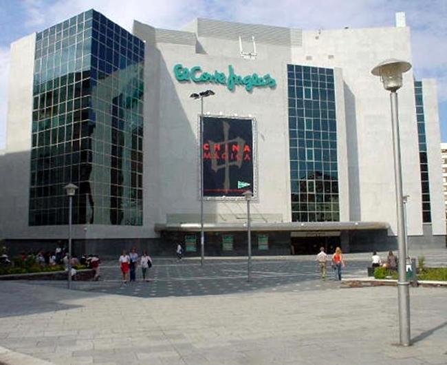 El Corte Inglés de Badajoz se suma a la defensa de los Derechos de la Infancia