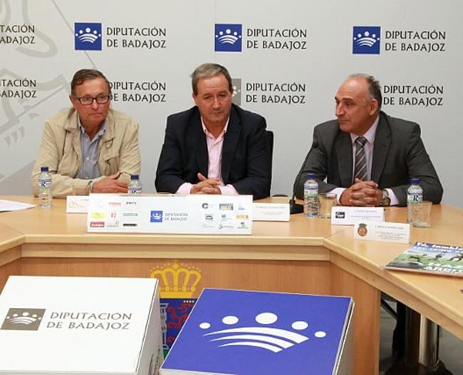 Una campaña anima a ser árbitro en la comarca Sierra Suroeste