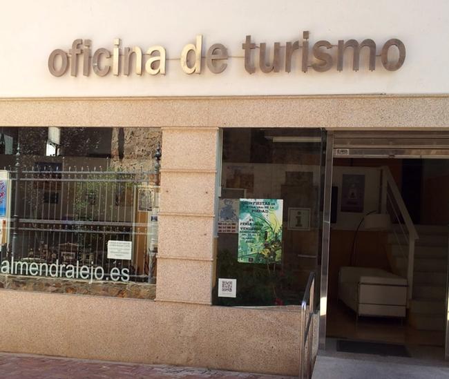Las Oficinas de Turismo igualaran su imagen para potenciar la Marca Extremadura