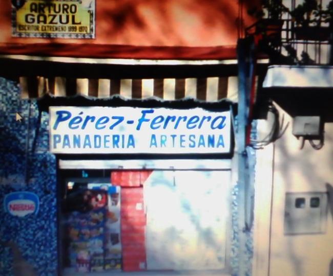 Detienen a los autores del robo en la Pastelería Pérez Ferrera de Badajoz