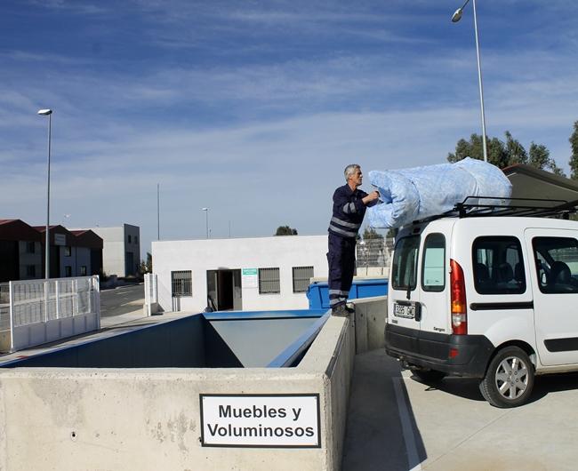 Abre sus puertas el nuevo Punto Limpio de Olivenza
