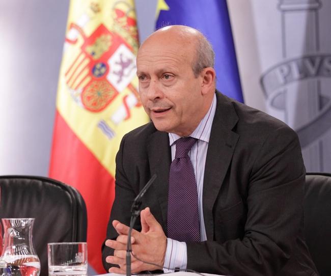 En su visita a la región, Ignacio Wert, ha valorado la ESO de los 1000 euros