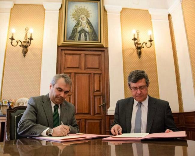 Caja Extremadura financia parte del programa para el Milenio de Badajoz