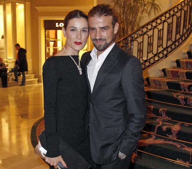 El cadáver del marido de Raquel Sánchez Silva será exhumado
