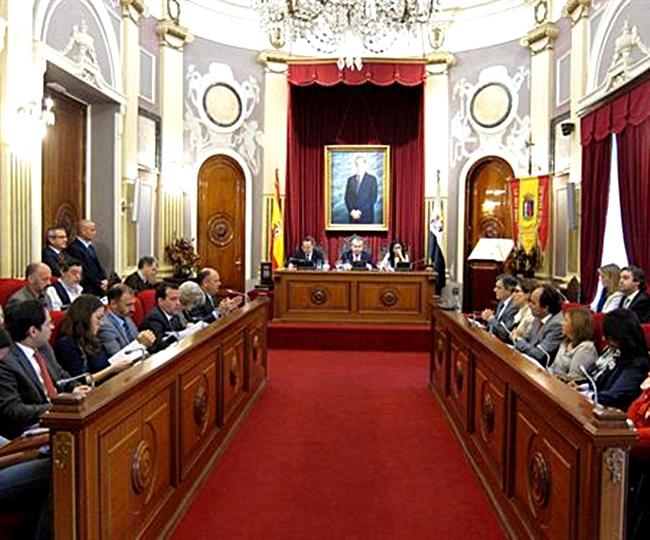 IU y PSOE pedirán en Pleno la retirada del Anteproyecto de Ley del aborto