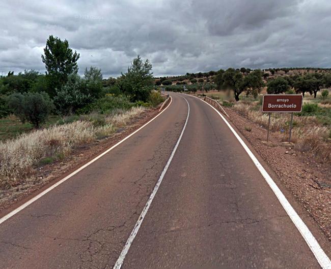 Las obras en la carretera de Oliva de Mérida a Guareña evitarán inundaciones