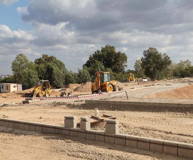 Concluyen las obras de urbanización de lo que será Decathlon-Badajoz