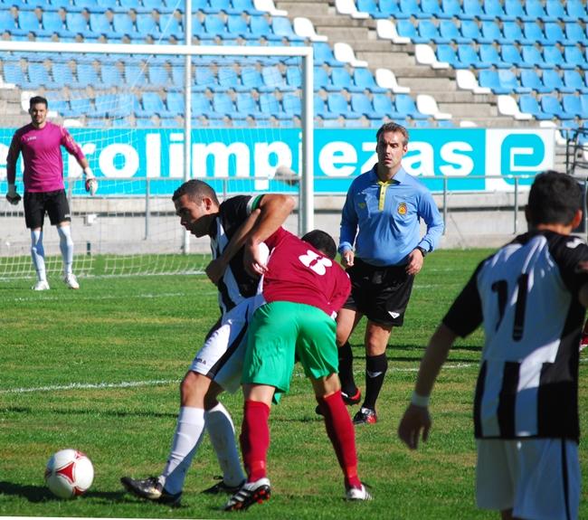 La Unión Deportiva rompe su buena racha ante el Santa Amalia