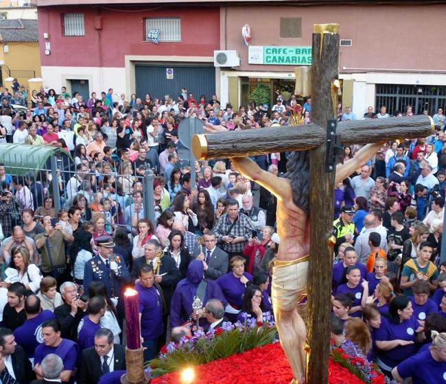 Las Descalzas y San Fernando recorren las calles de Badajoz
