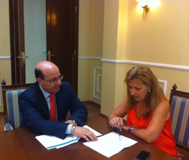 Ronda de contactos en la Oficina de Atención al Consumidor de Badajoz