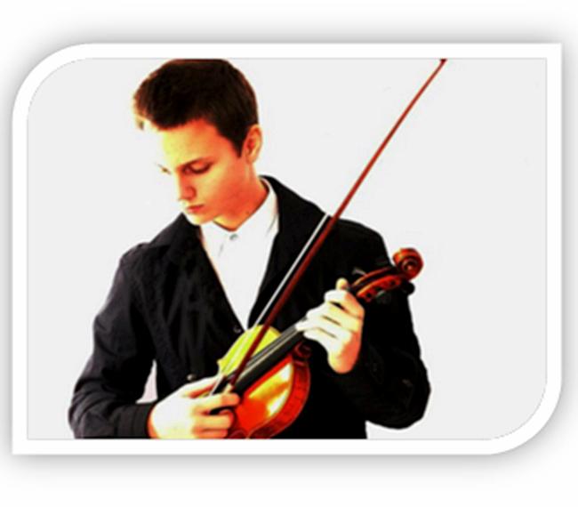 El joven violinista Artur Moscalu ofrece un concierto en la Biblioteca de Extremadura