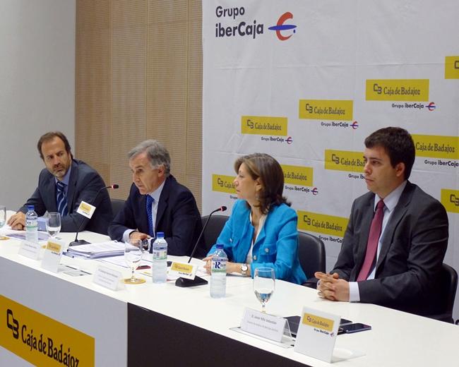 Todas las filiales del Grupo Ibercaja (Caja Badajoz) crecen en 2014