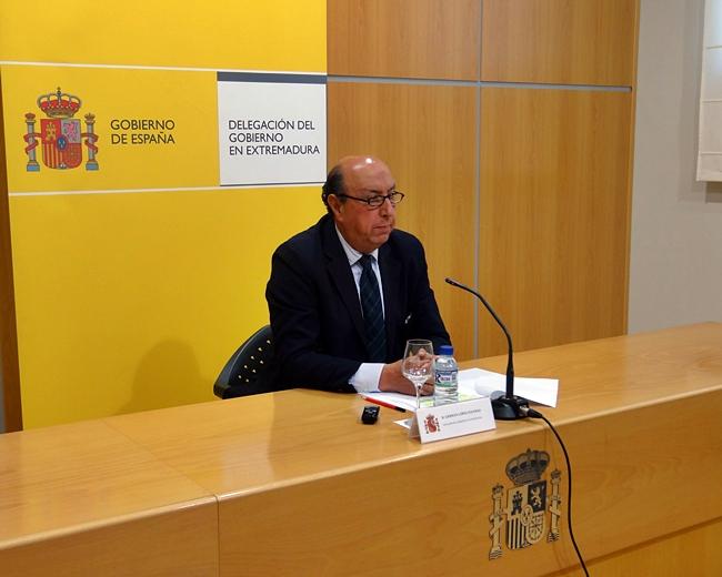 El Delegado anuncia ayudas para mejorar la red Wifi del sector hotelero