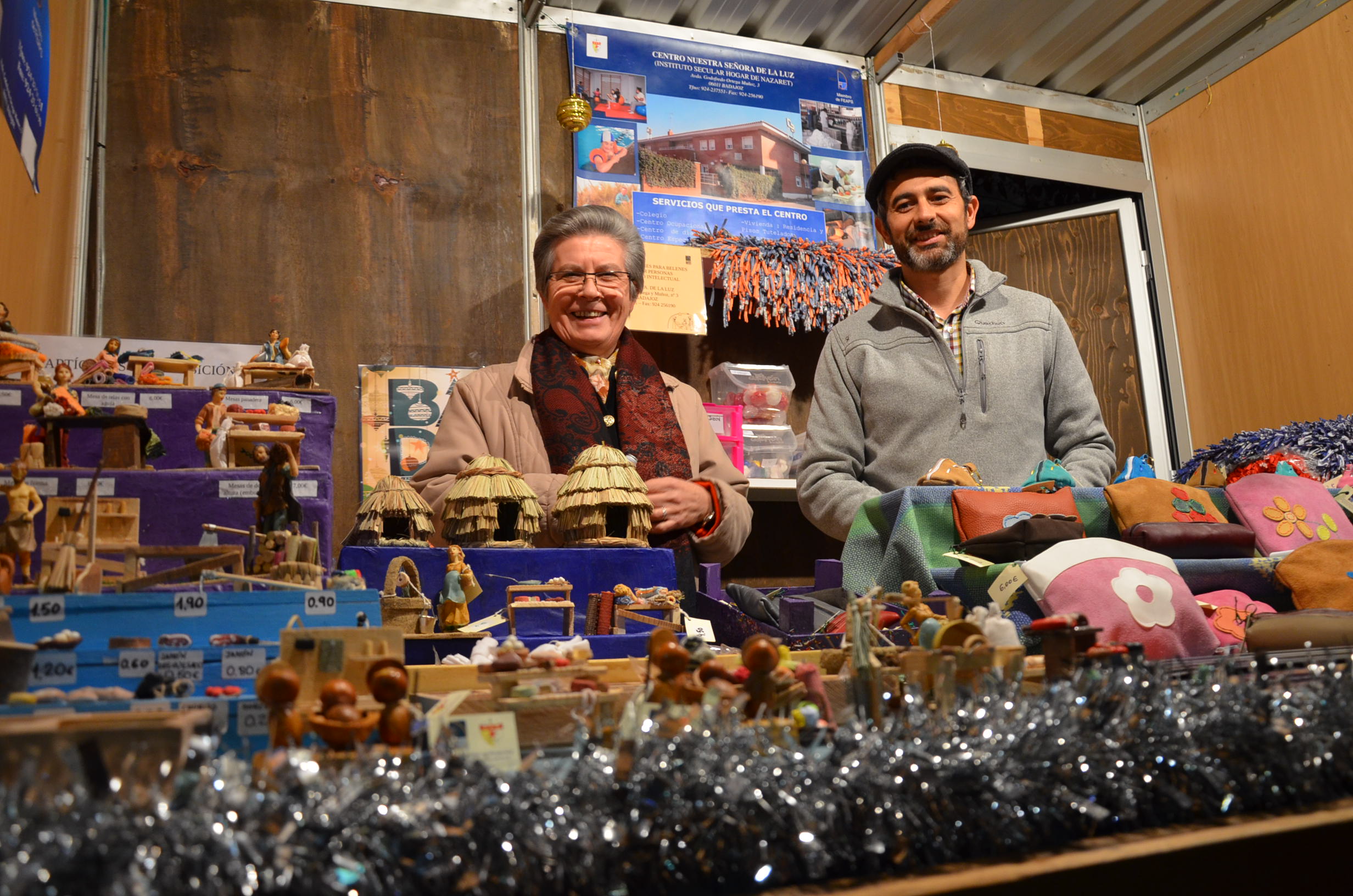 Imágenes de la inauguración del alumbrado y el mercado navideño