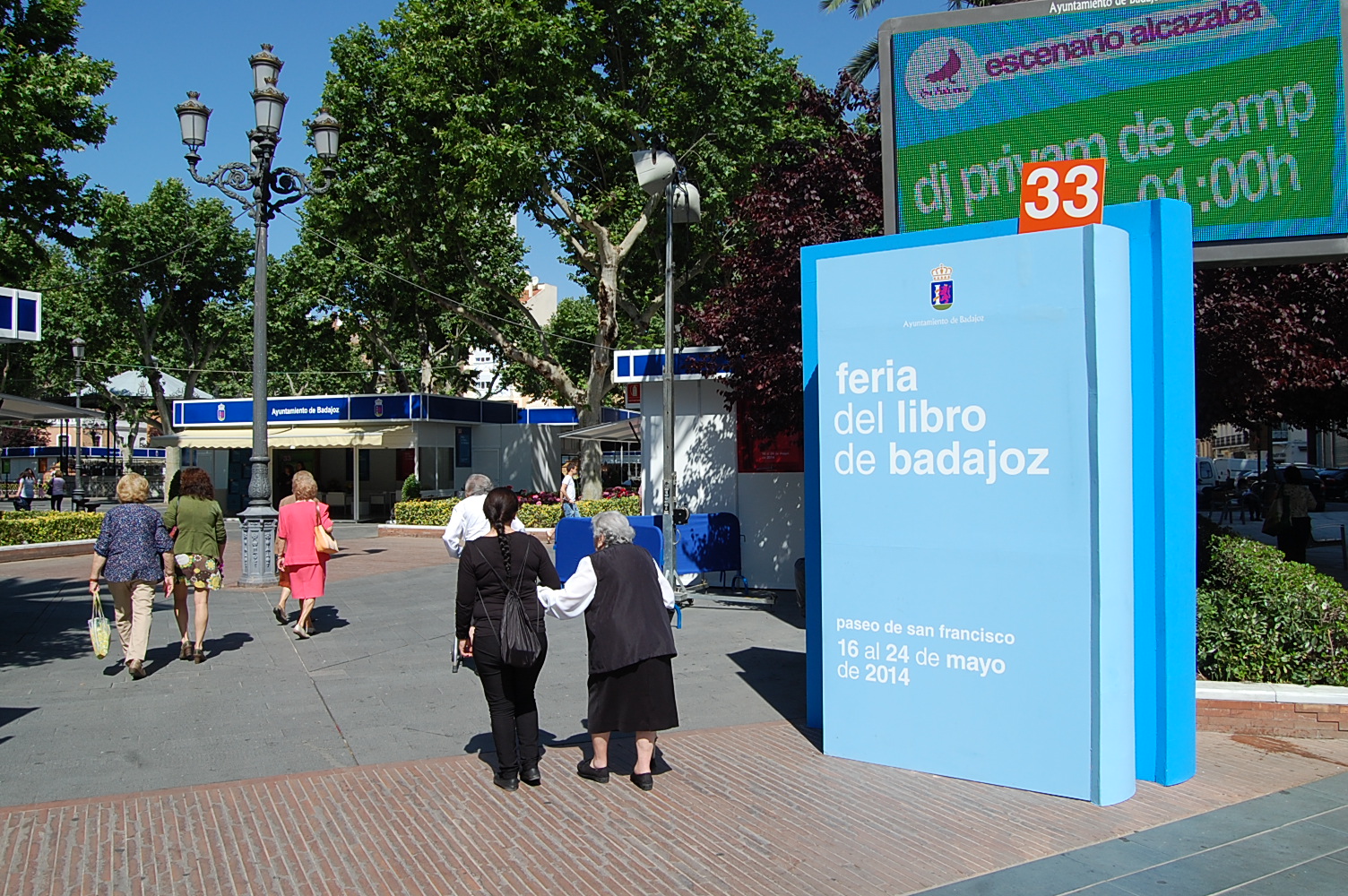 Imágenes de la Feria del Libro de Badajoz 2014
