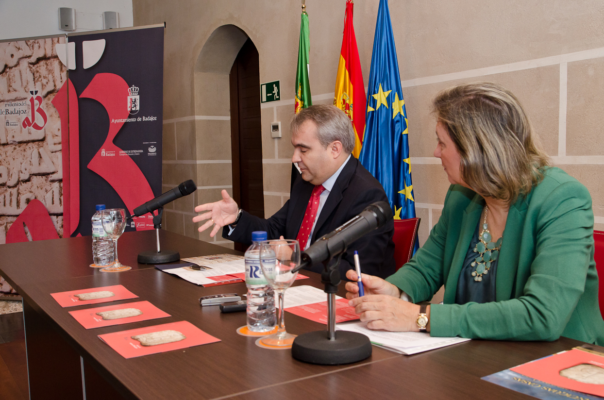 Imágenes del acto de inauguración del Milenario del Reino de Badajoz