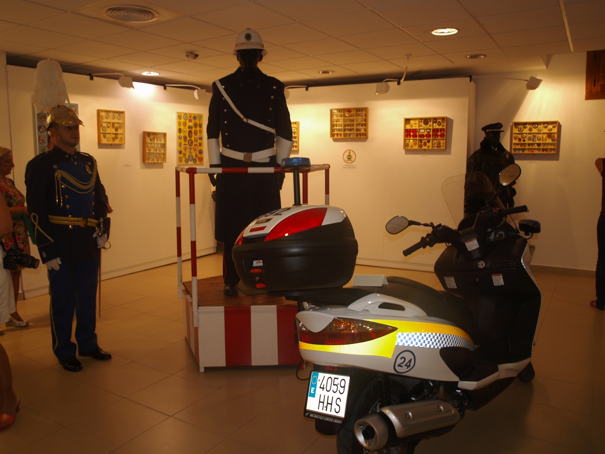 El Museo de la Ciudad acoge una exposición de la Policía Local