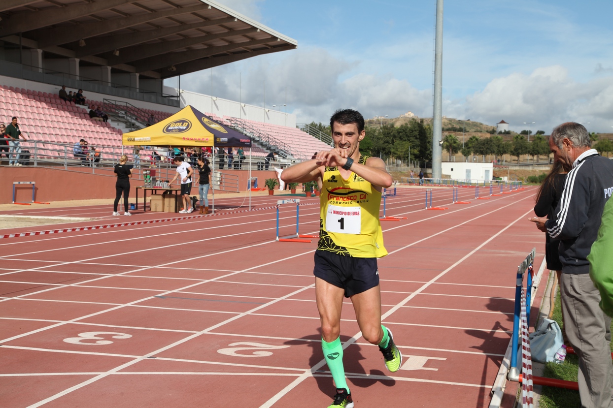 Imágenes de la 25ª Media Maratón Badajoz-Elvas