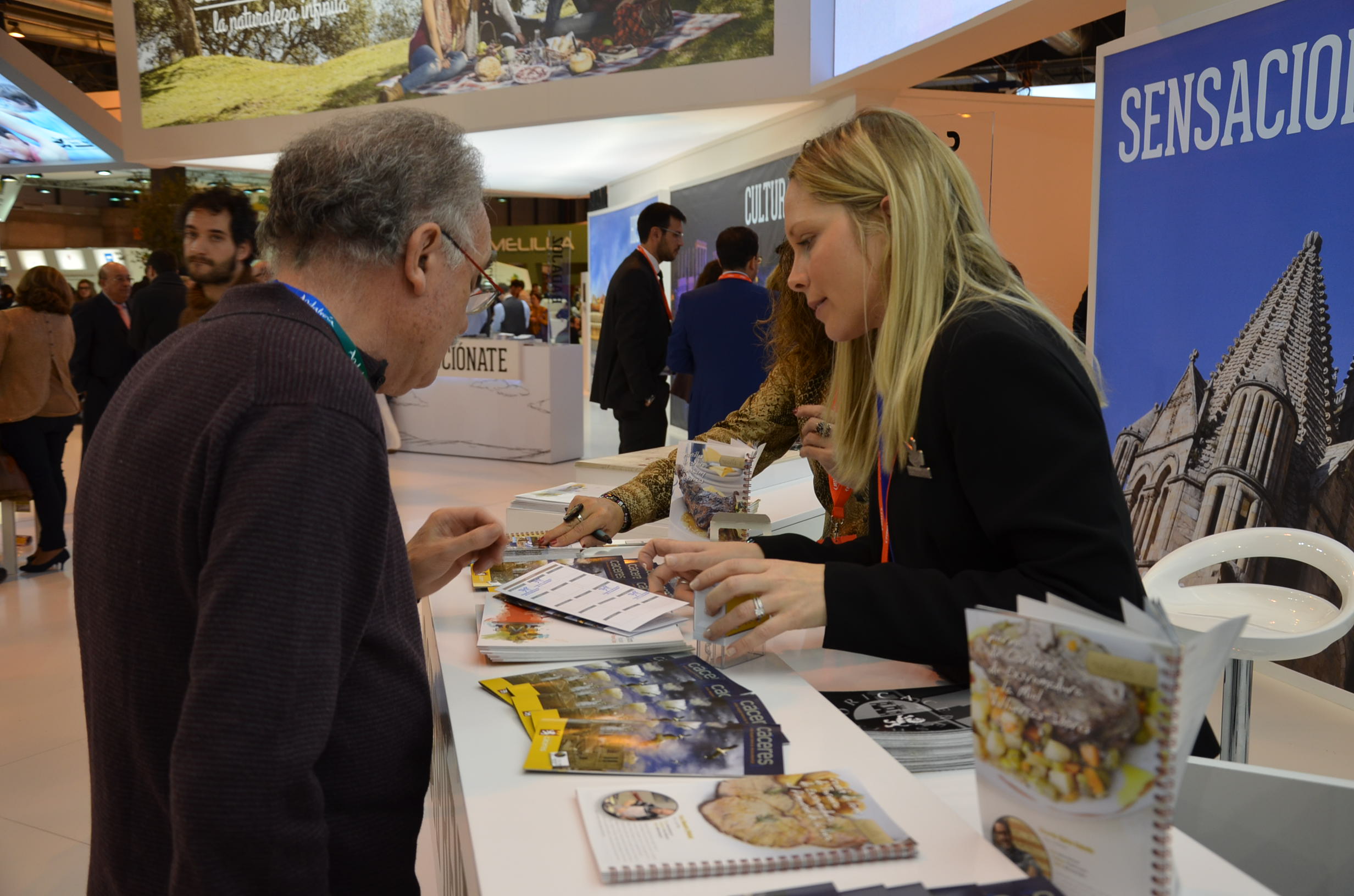 Reportaje fotográfico del stand de Extremadura en FITUR