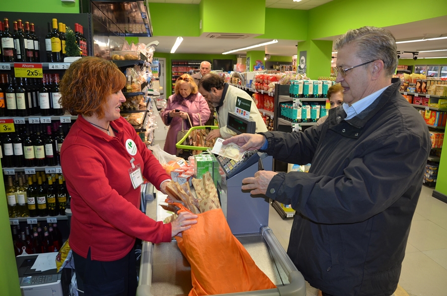 Buen ambiente en Badajoz con motivo de las compras navideñas
